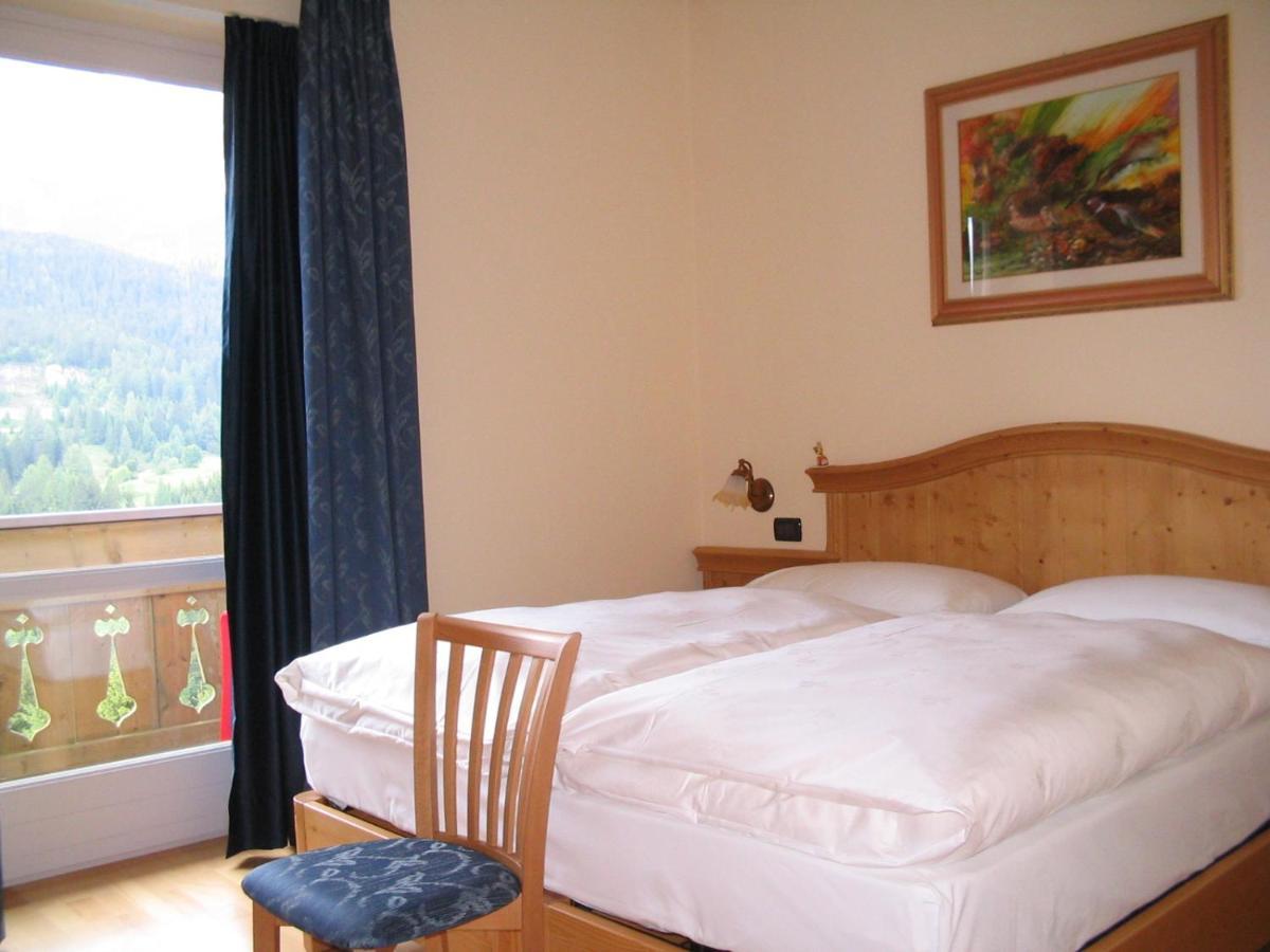 Hotel Dolomiti Di De Martin D Oscar โคเมลิโค ซุปเปริออเร ภายนอก รูปภาพ