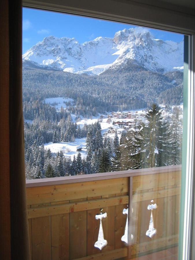 Hotel Dolomiti Di De Martin D Oscar โคเมลิโค ซุปเปริออเร ภายนอก รูปภาพ