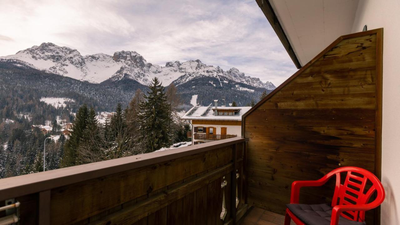 Hotel Dolomiti Di De Martin D Oscar โคเมลิโค ซุปเปริออเร ภายนอก รูปภาพ